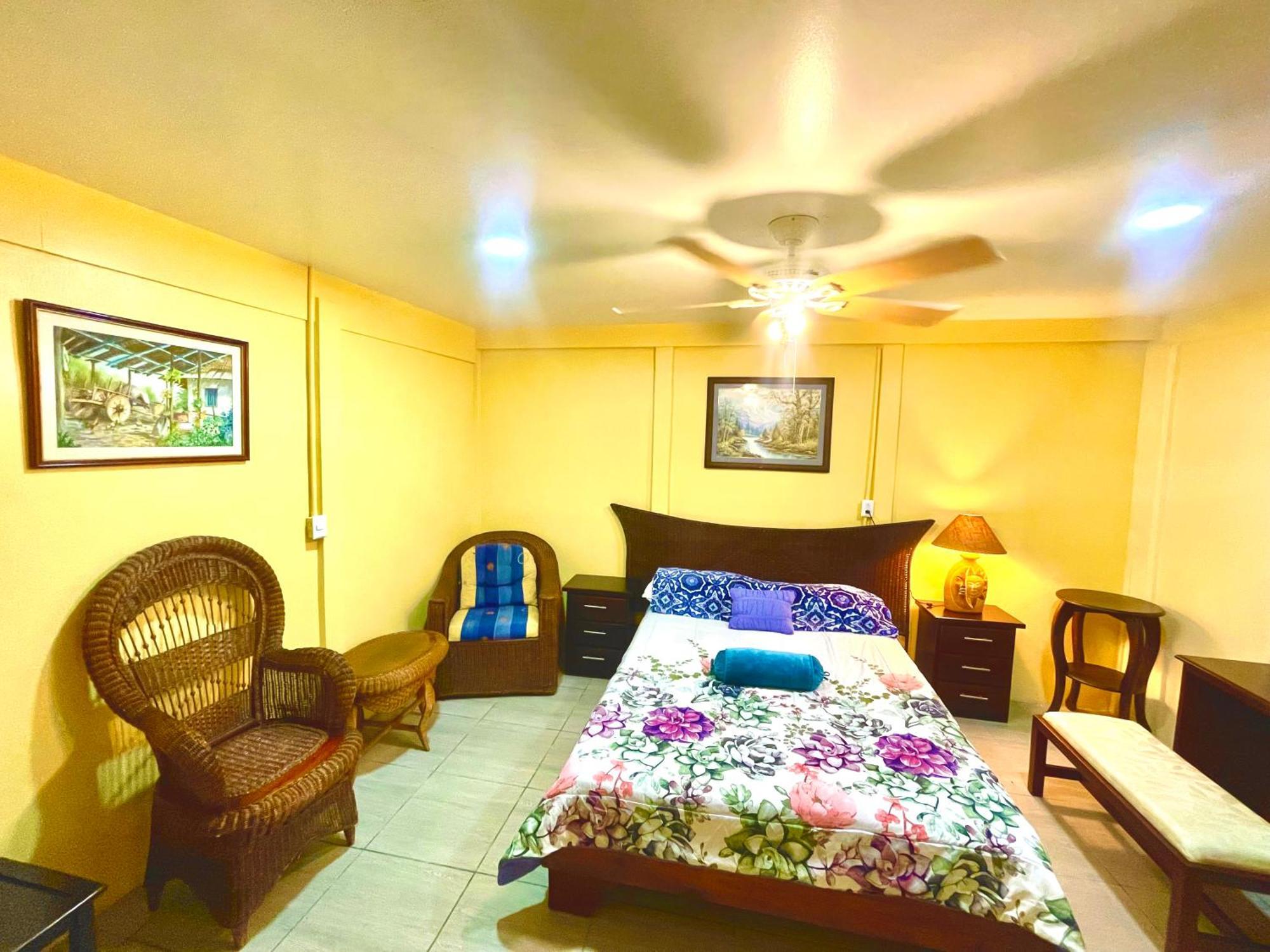 Hotel Tierra De Volcanes Ла Фортуна Экстерьер фото